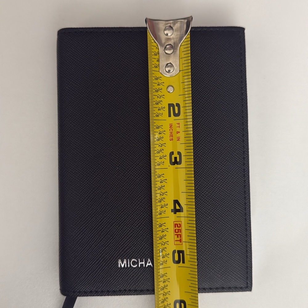 Michael Kors Refillable Notebook - Picture 6 of 7
